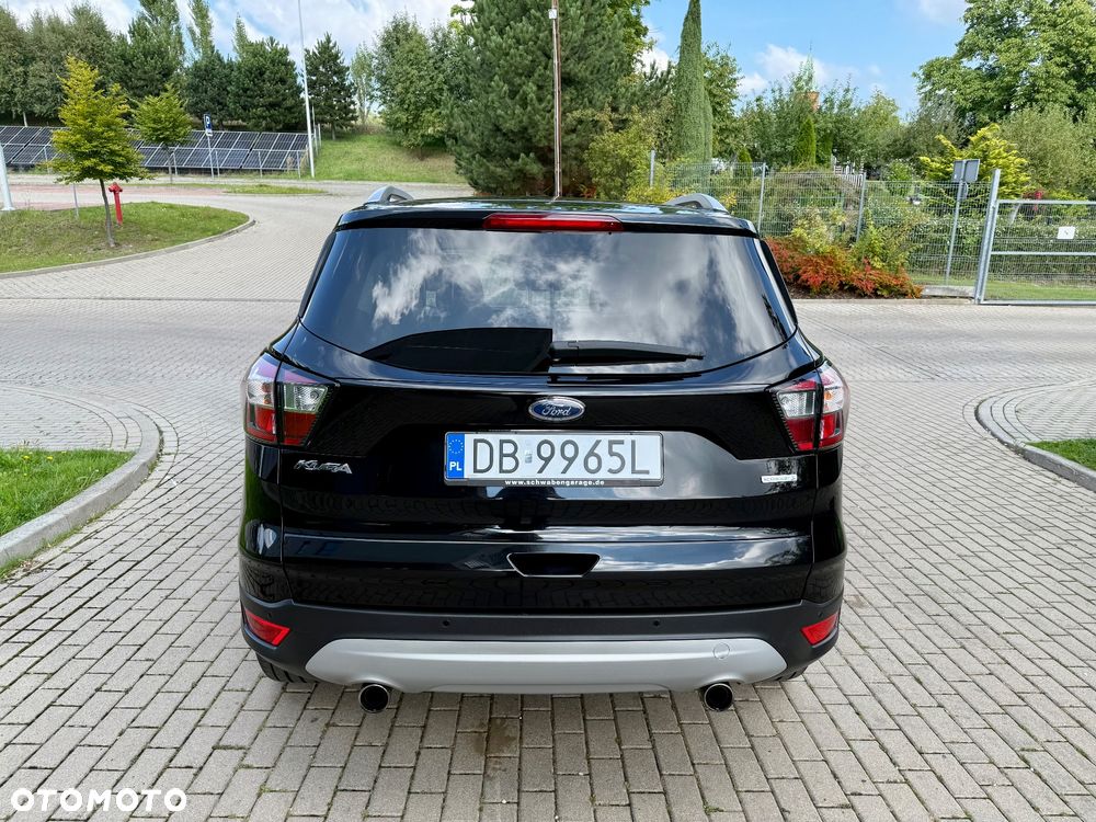 Ford Kuga 1.5 EcoBoost 2x4 Titanium - 6
