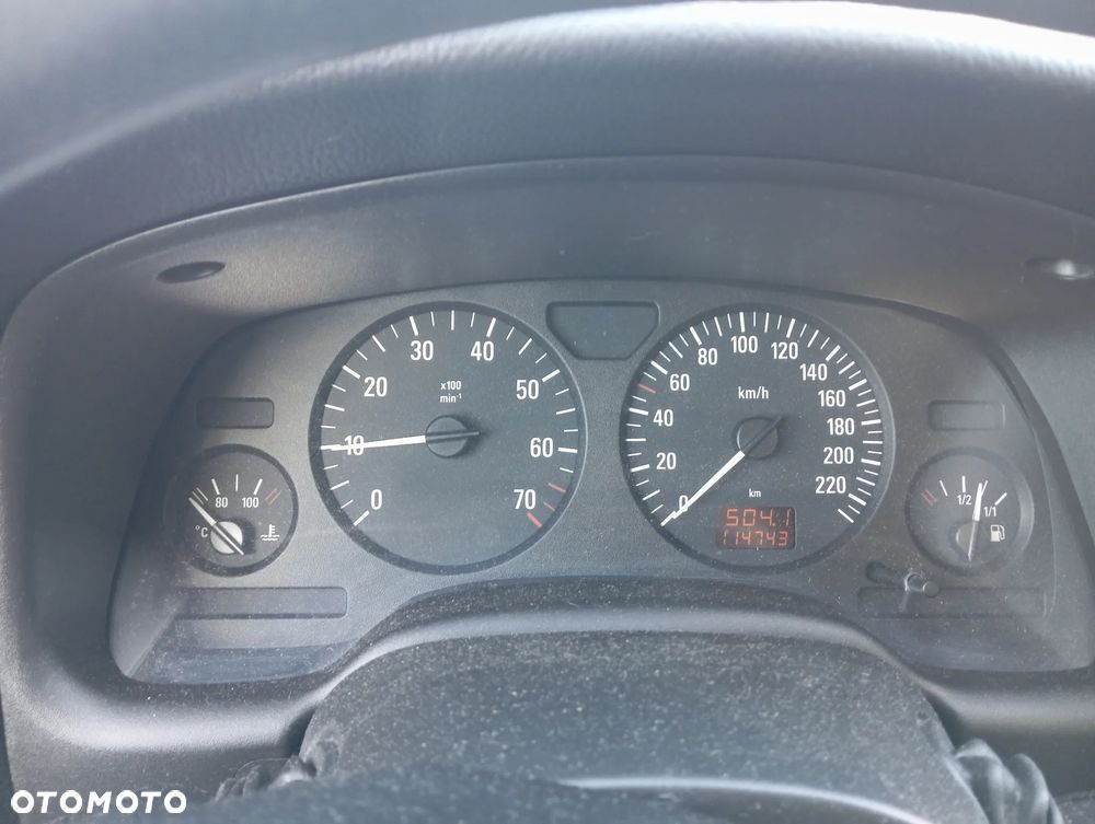 Opel Astra 1.4 - 6