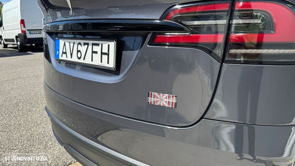 Tesla Model X Plaid AWD - 29