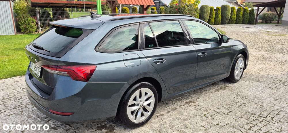 Skoda Octavia 2021 photo 4