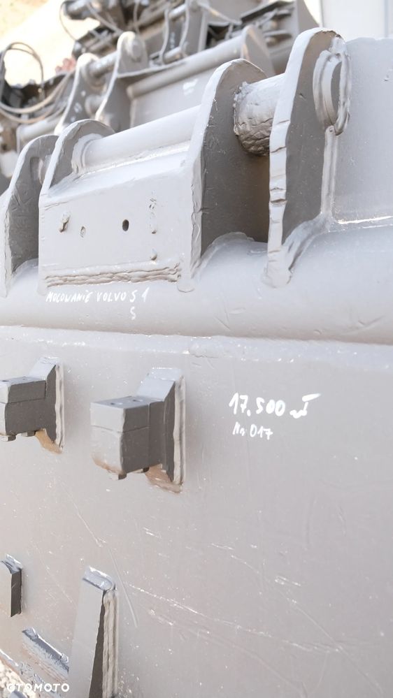 łyżka  1.6m 3do koparki volvo mocowanie system S 2 - 13