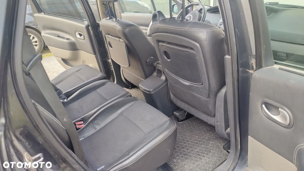 Renault Scenic - 9