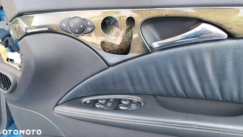 BOCZEK BOCZKI TAPICERKA DRZWI LEWY PRAWY PRZÓD PRZEDNI TYŁ TYLNY 6C37 KOMPLET MERCEDES W211 E55 AMG - 9