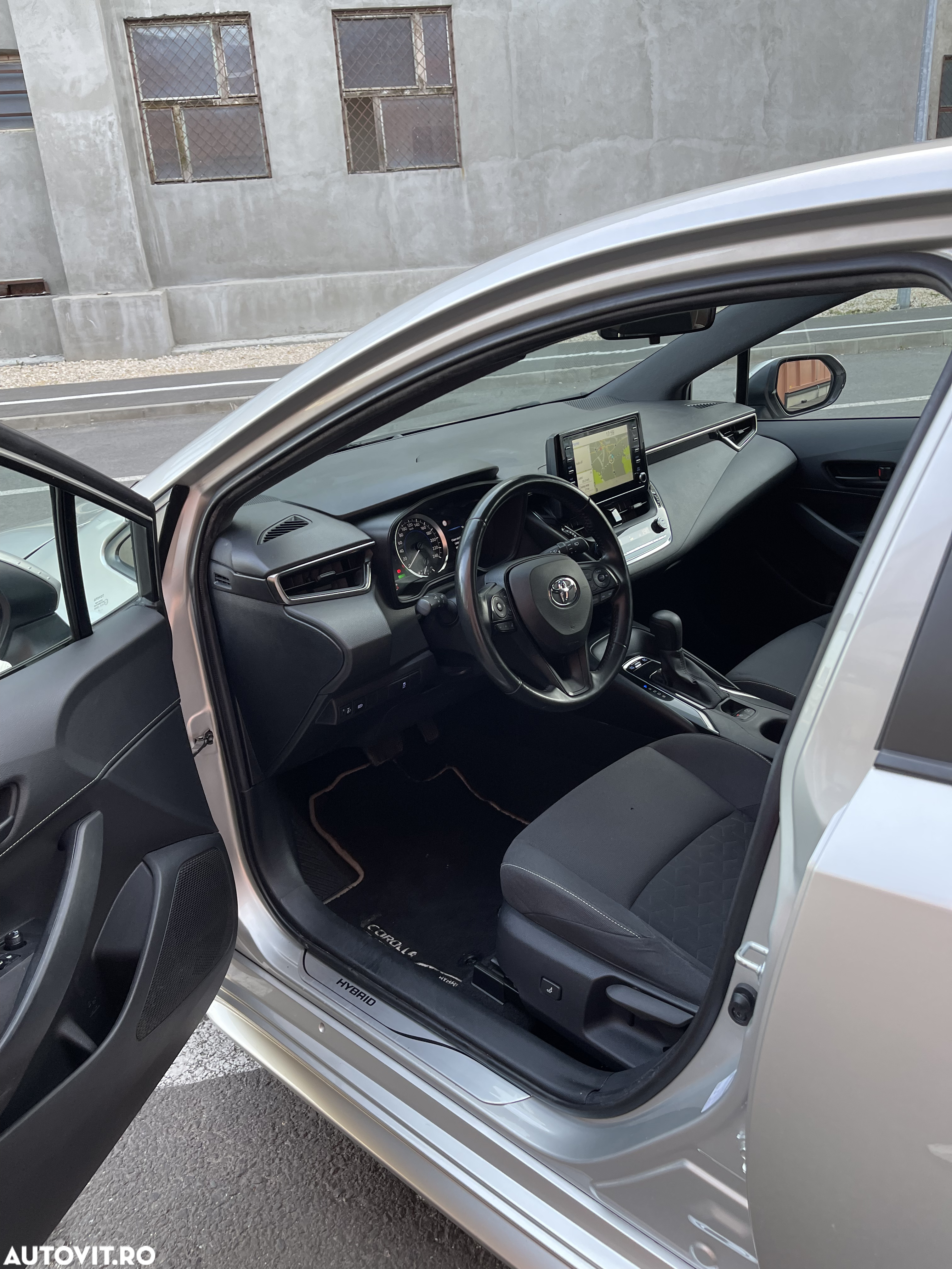 Toyota Corolla 1.8 HSD Business - 5