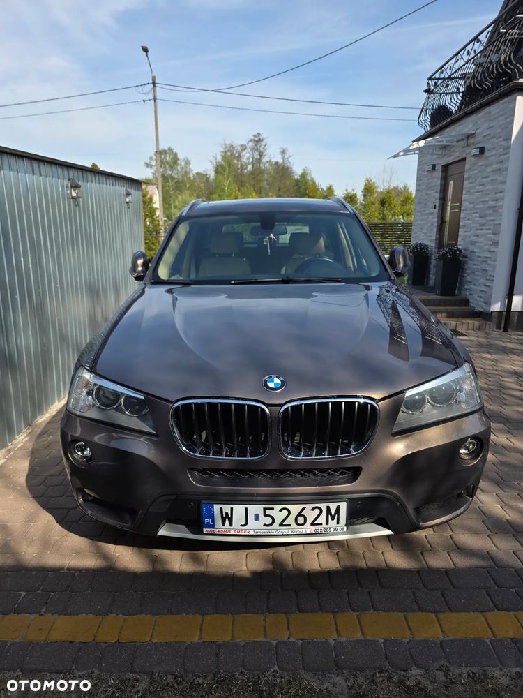 BMW X3 28i xDrive - 2