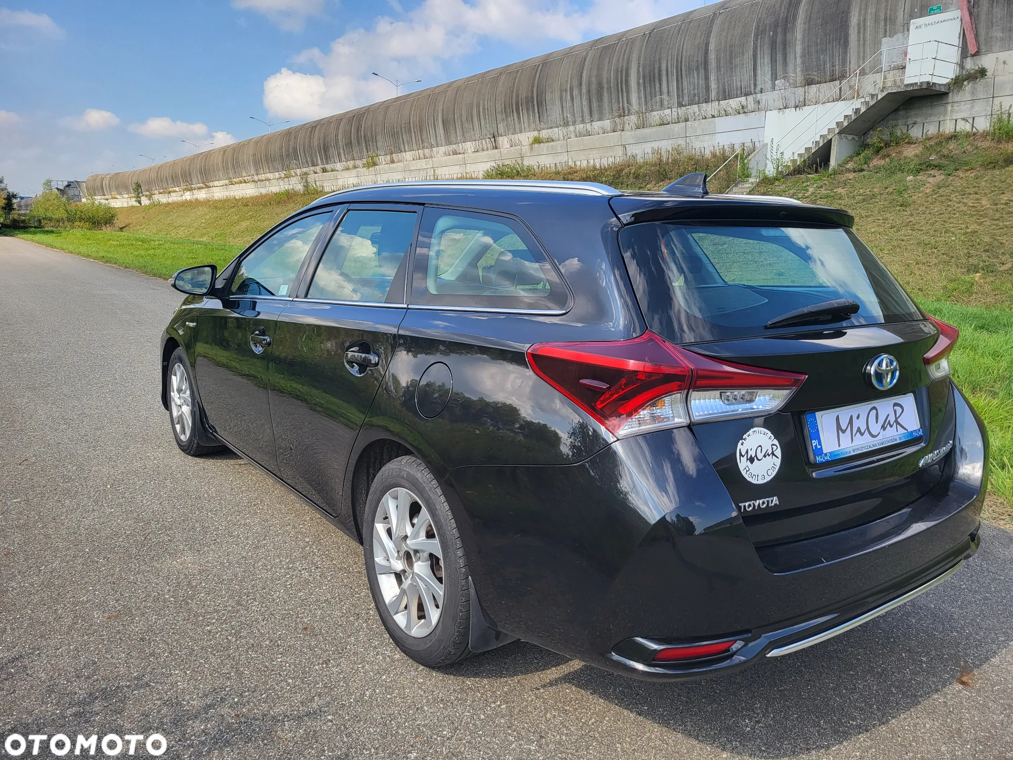 Toyota Auris Hybrid 135 Comfort - 6