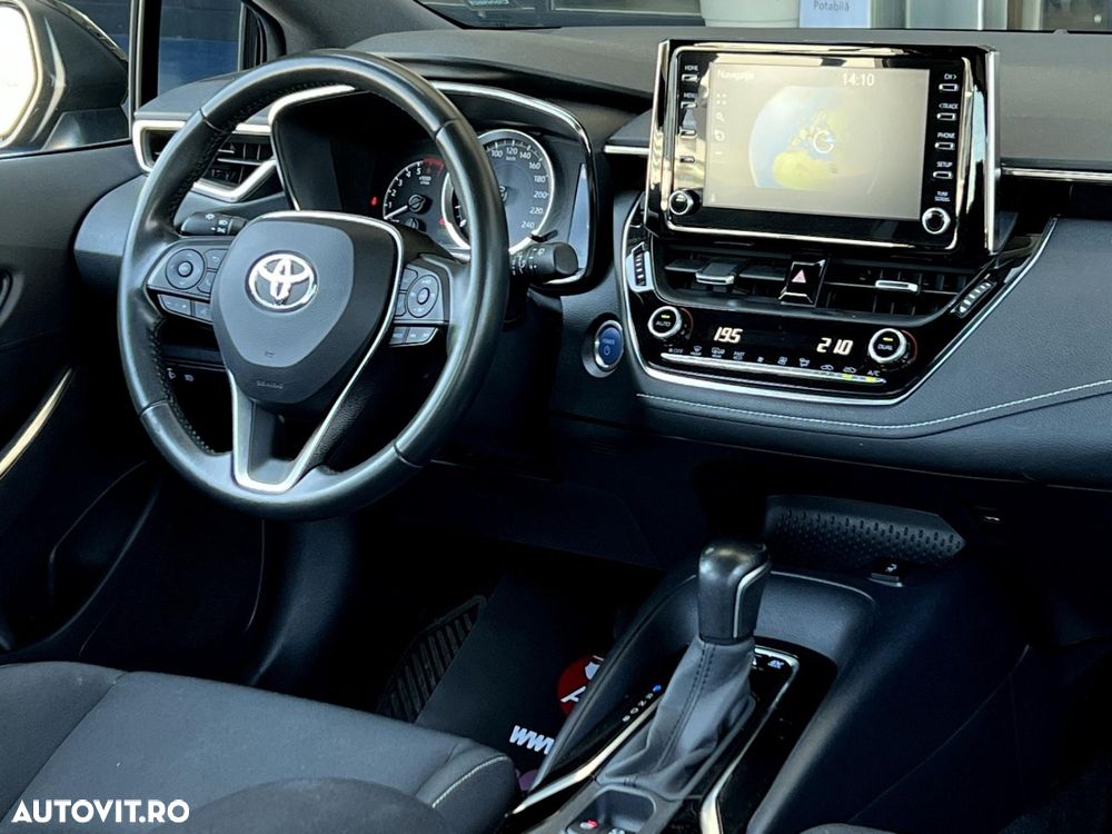 Toyota Corolla - 9