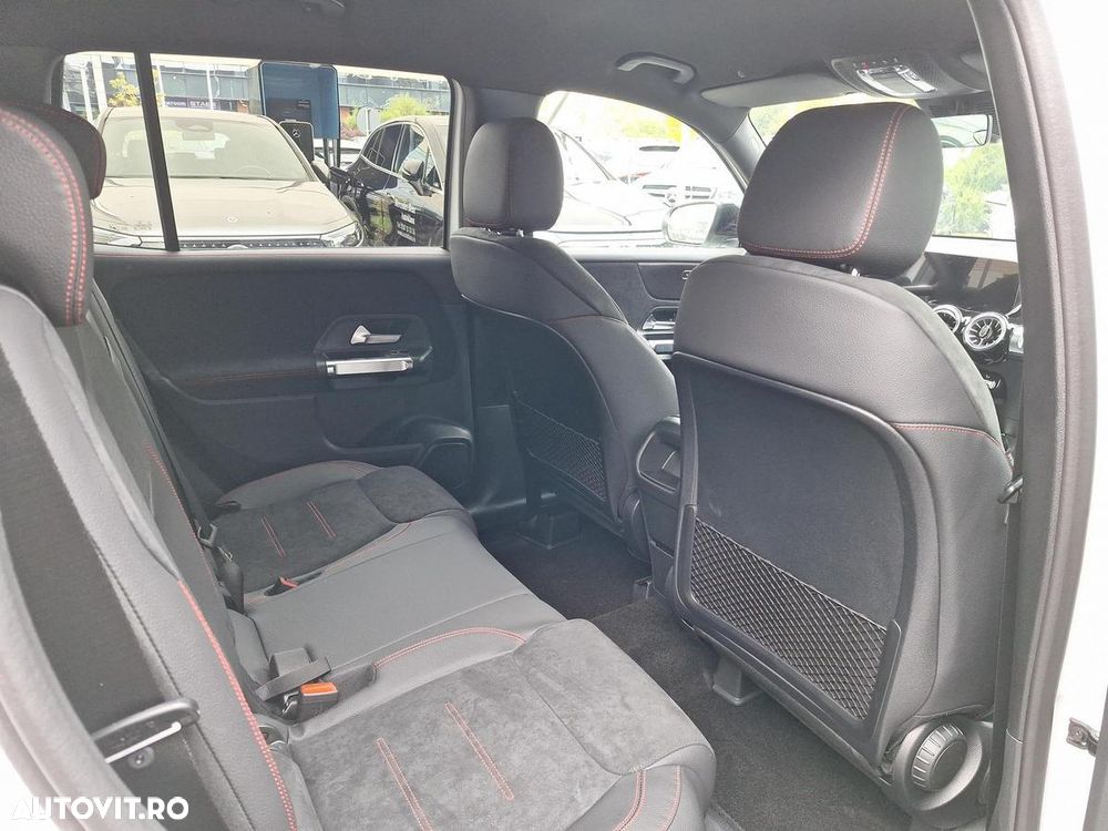 Mercedes-Benz GLB 200 d 4MATIC Aut. - 12