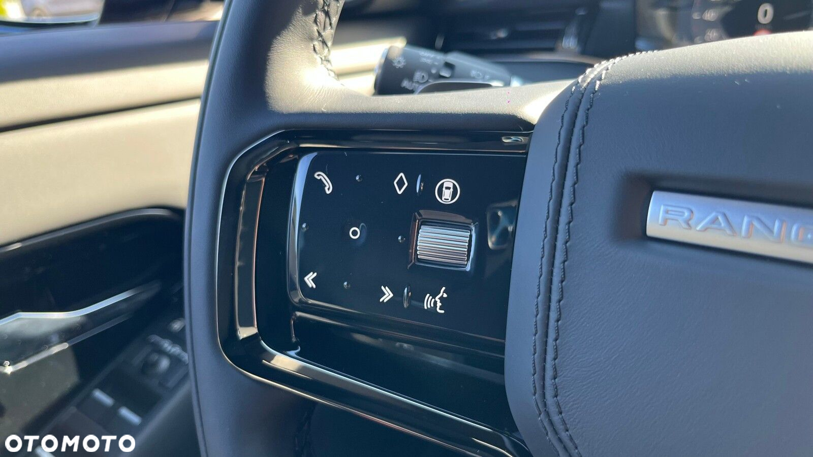 Land Rover Range Rover Evoque - 19