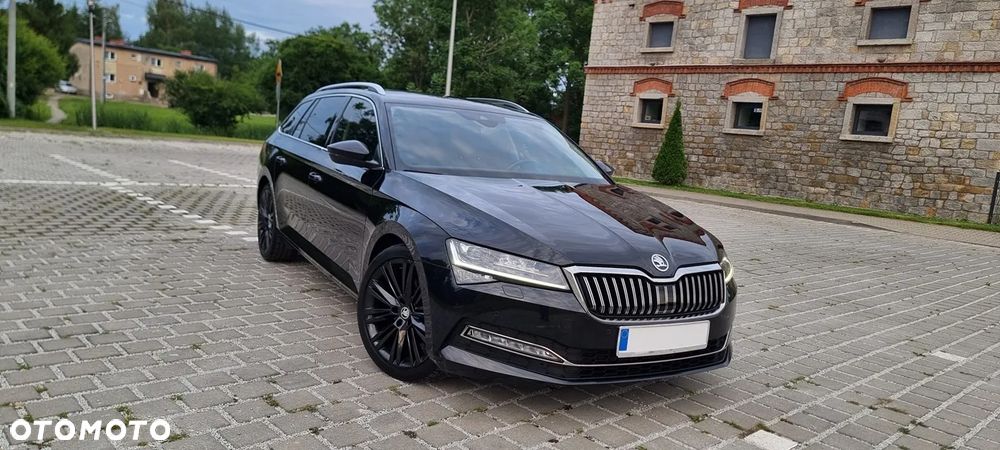 Skoda Superb 2.0 TDI DSG Premium Edition - 37