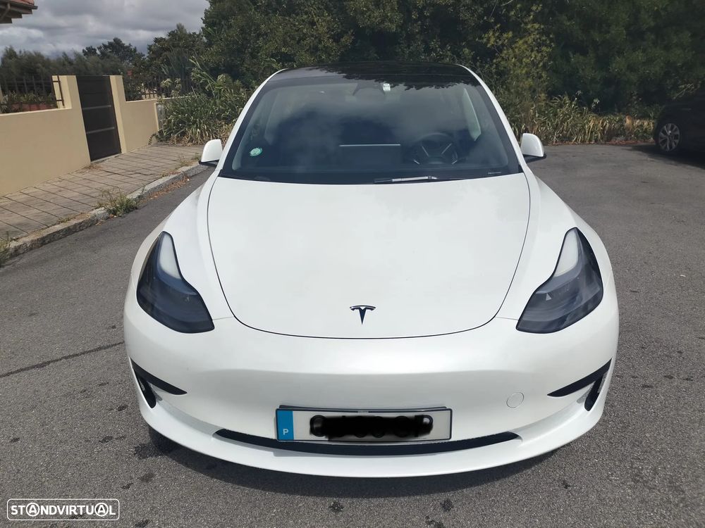 Tesla Model 3 - 9