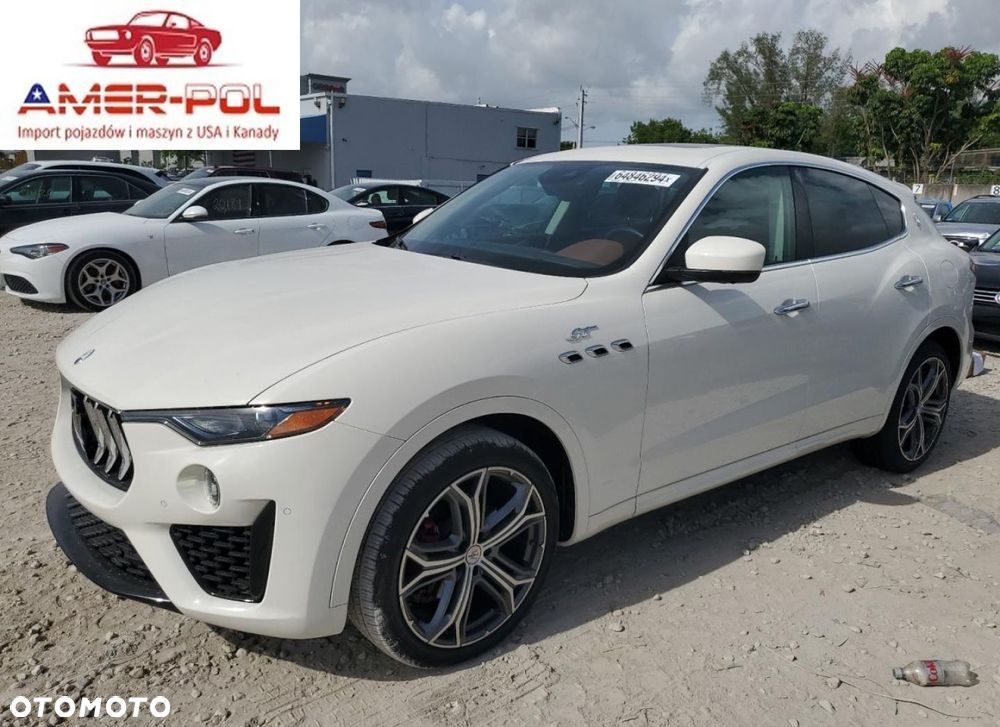 Maserati Levante - 1