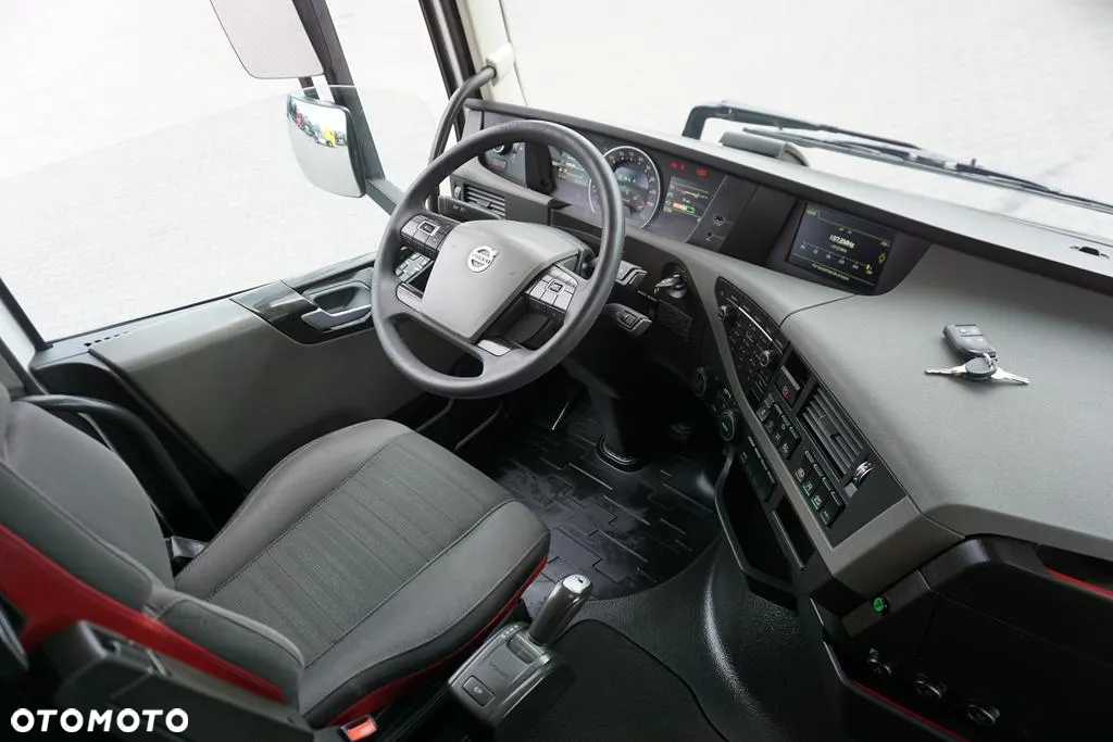 Volvo FH 460 / ACC / EURO 6 / BDF  / OŚ SKRĘTNA / 7,15 , 7,45 , 7,82 M - 13