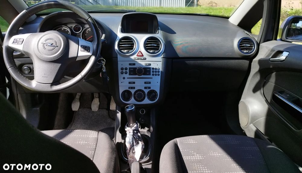Opel Corsa - 4