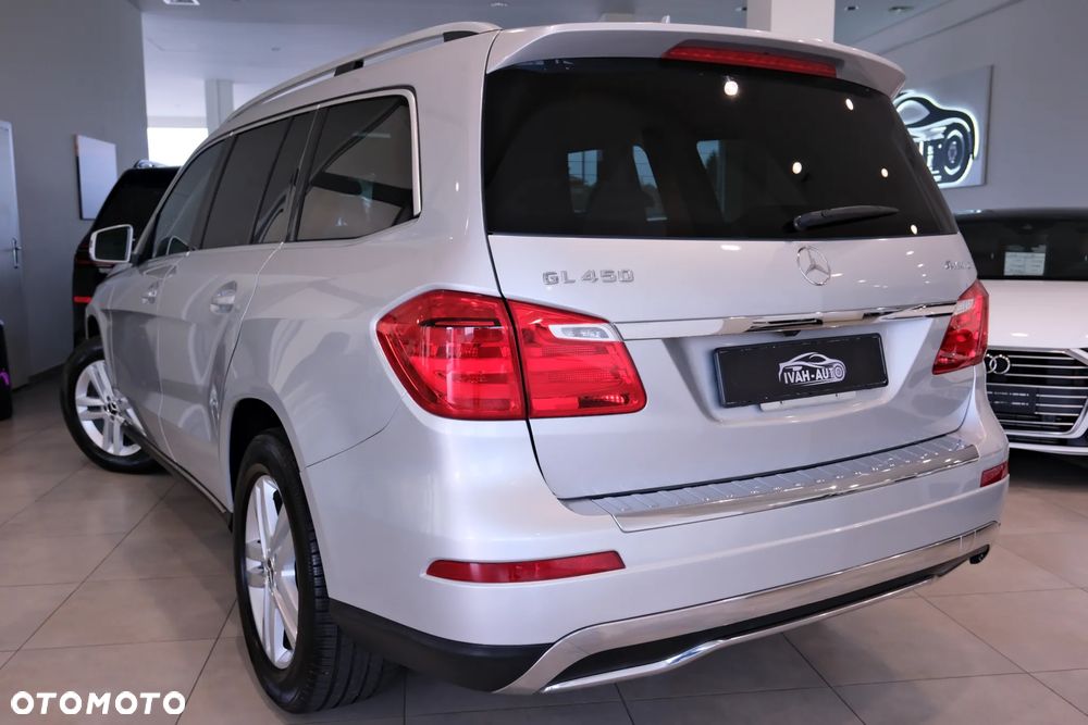 Mercedes-Benz GL - 14