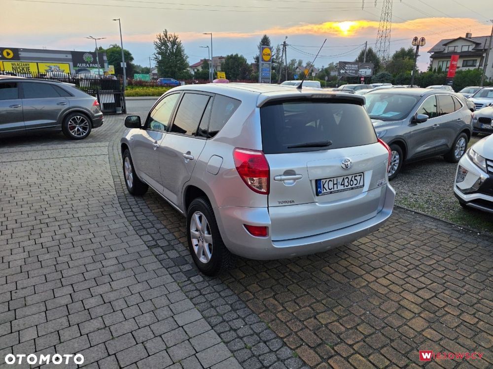 Toyota RAV4 2.0 4x4 Automatik - 8