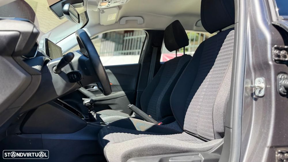 Peugeot 2008 PureTech 130 Active Pack - 15