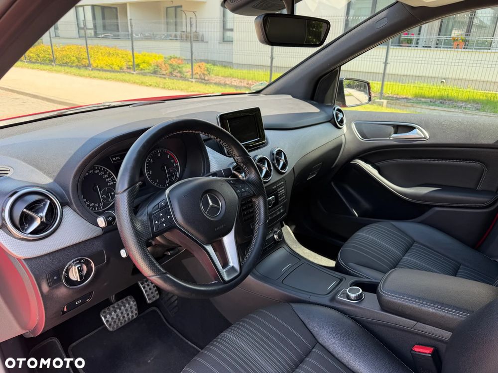 Mercedes-Benz Klasa B 180 (CDI) d 7G-DCT AMG Line - 10