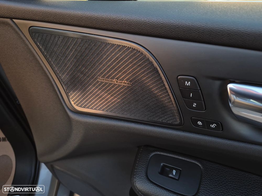 Volvo V60 2.0 T8 AWD TE Inscription - 47