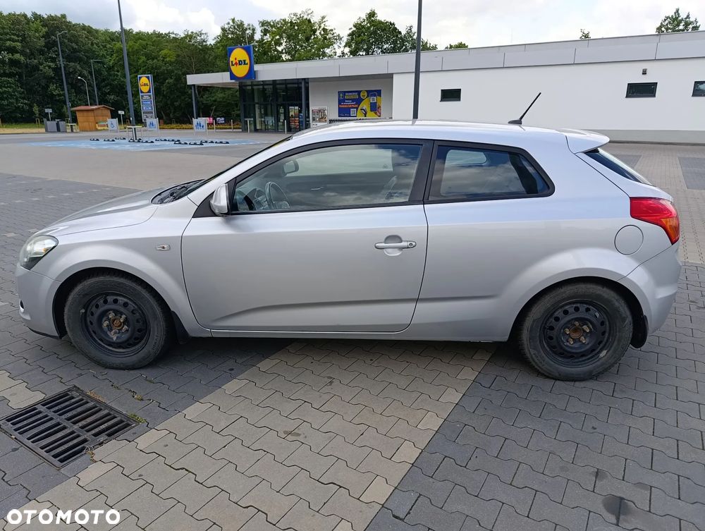 Kia ProCeed 1.6 CVVT LX - 6