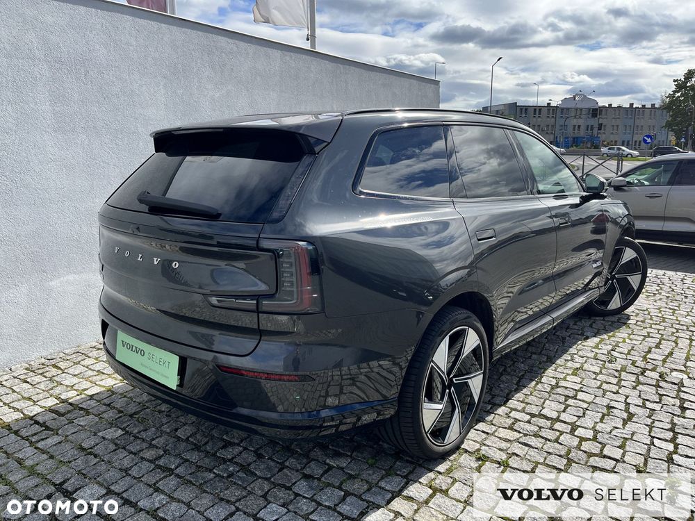 Volvo EX90 - 9