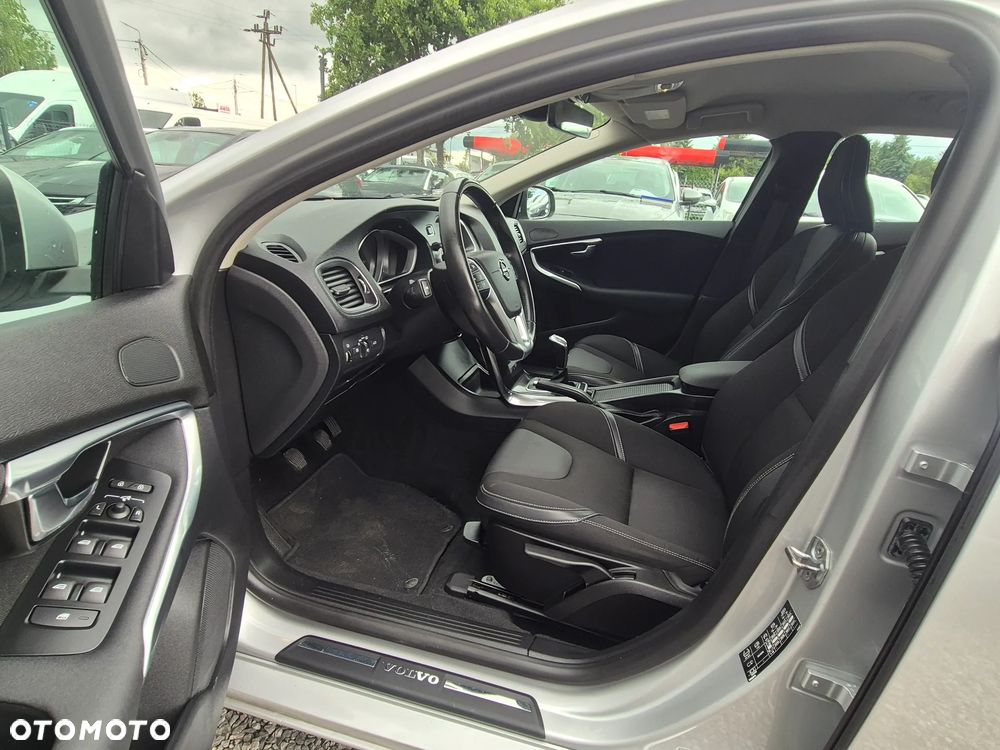 Volvo V40 D2 Drive-E SCR Dynamic Edition - 24