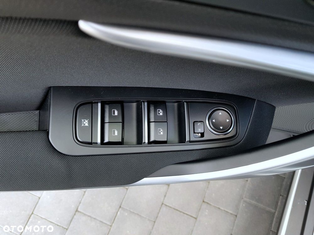 Kia XCeed 1.6 T-GDI M DCT - 11