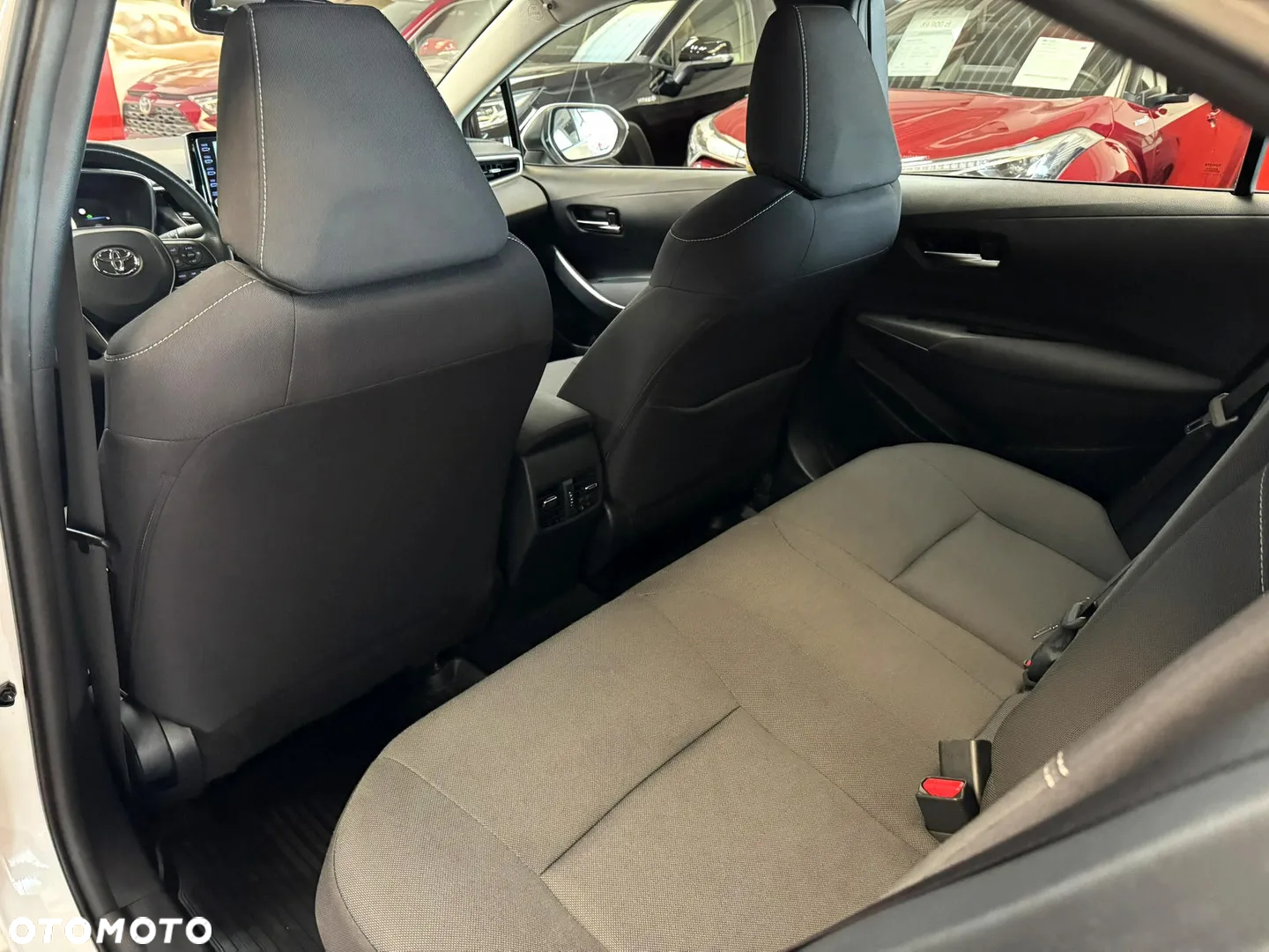 Toyota Corolla 1.8 Hybrid GPF Active - 13