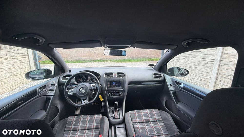 Volkswagen Golf 2.0 GTI DSG - 35