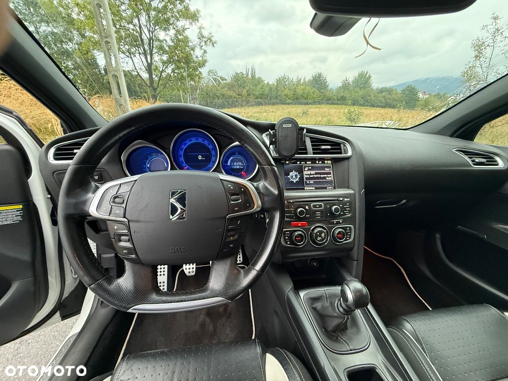 Citroën DS4 THP 200 Pure Pearl - 11