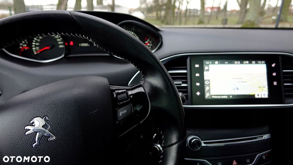 Peugeot 308 1.2 PureTech Allure S&S - 7