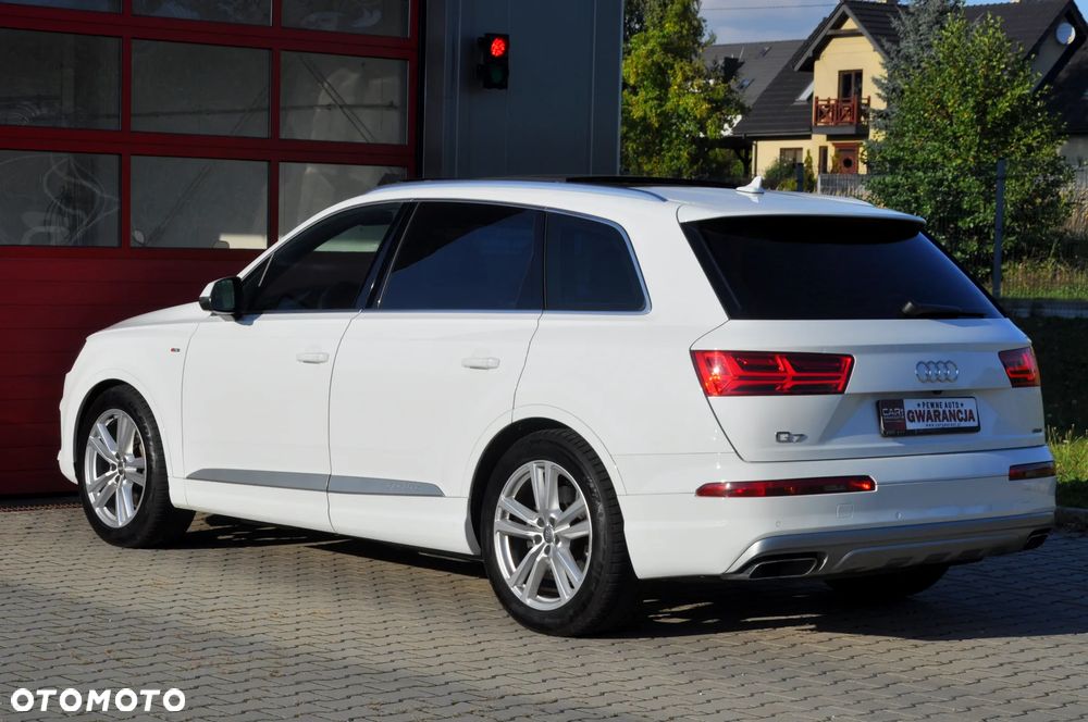 Audi Q7 - 11