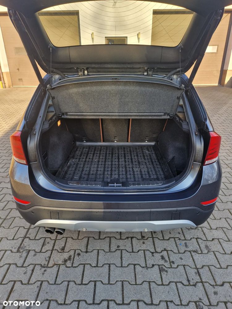 BMW X1 xDrive28i Sport Line - 7