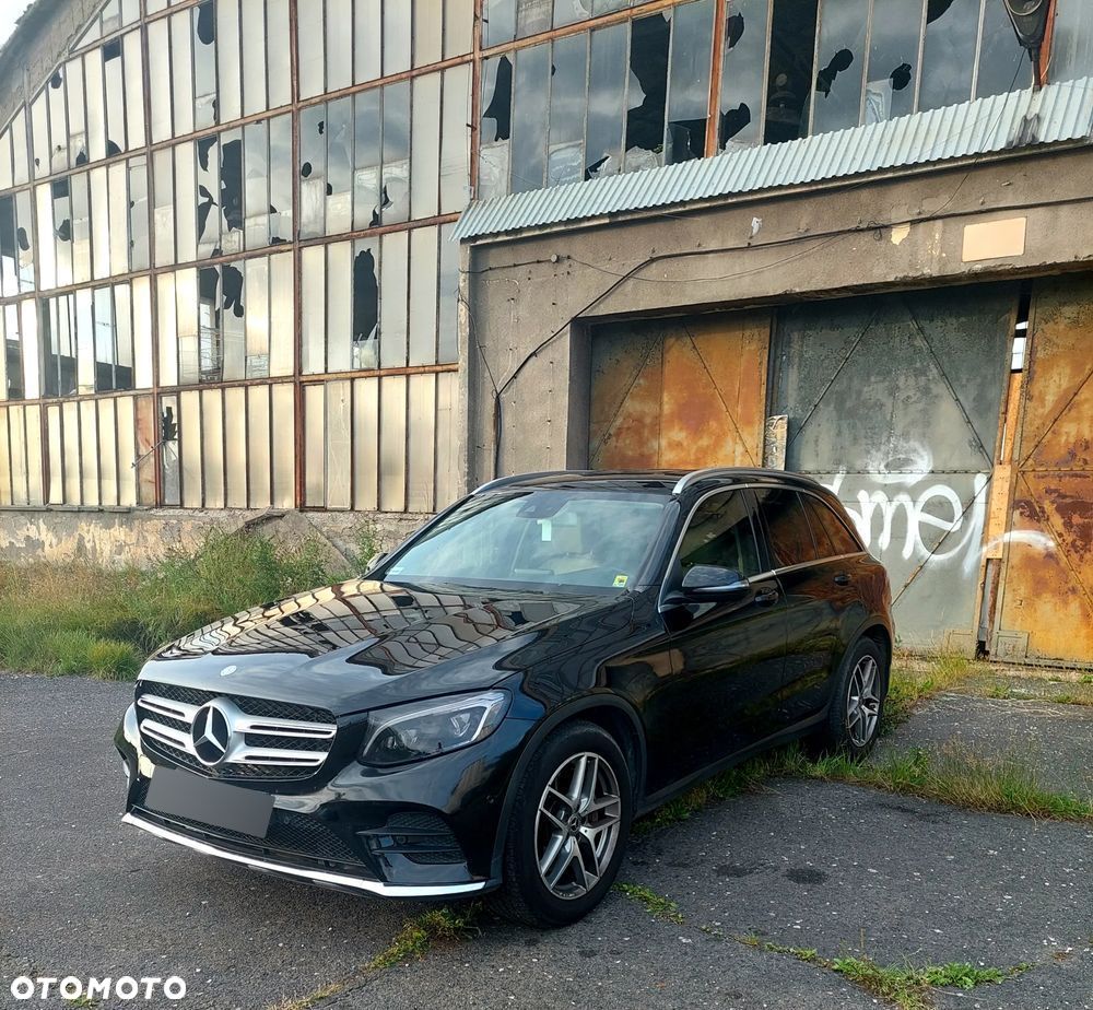 Mercedes-Benz GLC - 4