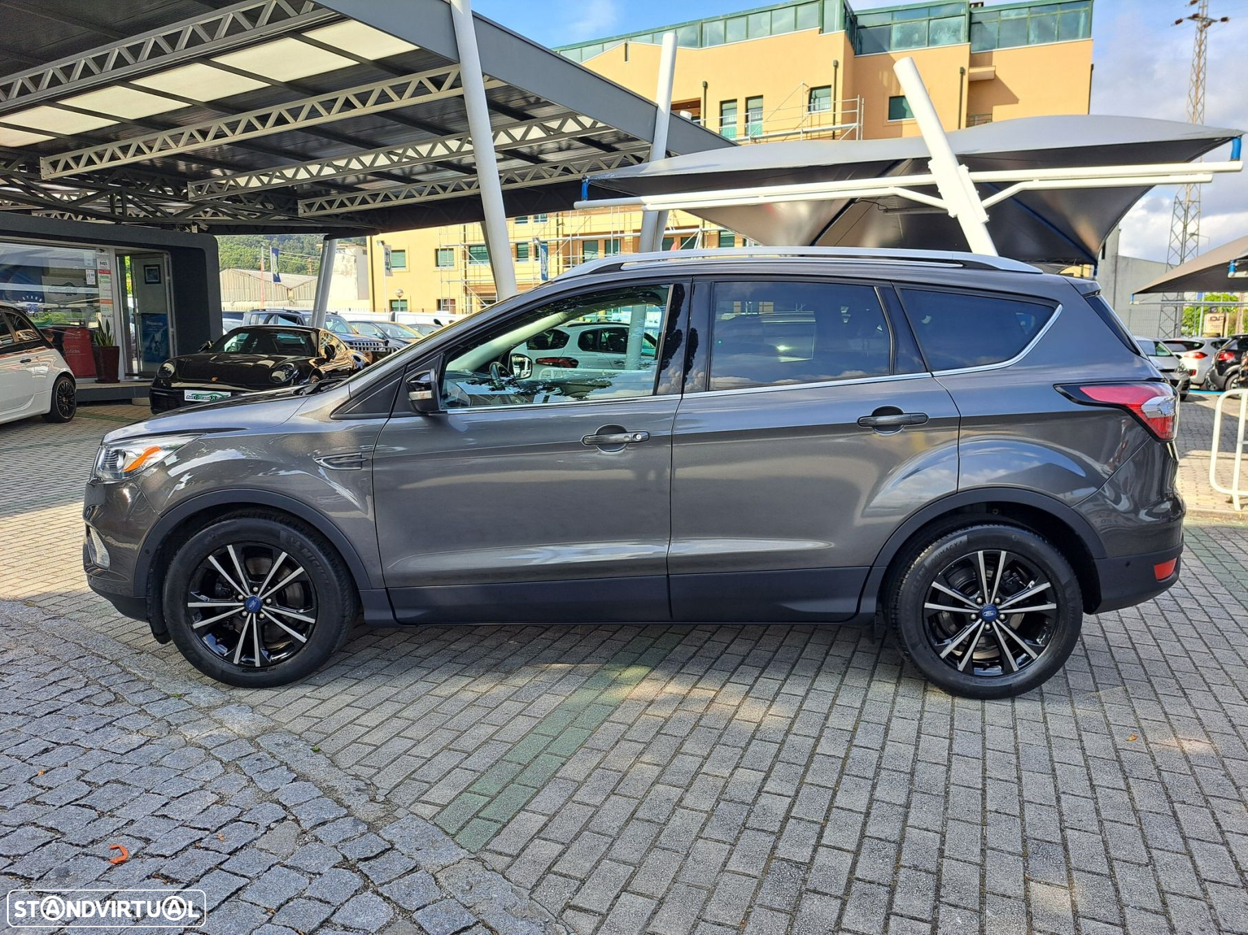 Ford Kuga 1.5 TDCi Titanium Powershift - 3