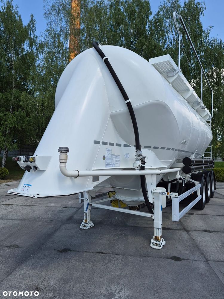 Spitzer 37m3 pierwszy właściciel, bezwypadkowa, stan bardzo dobry - 2