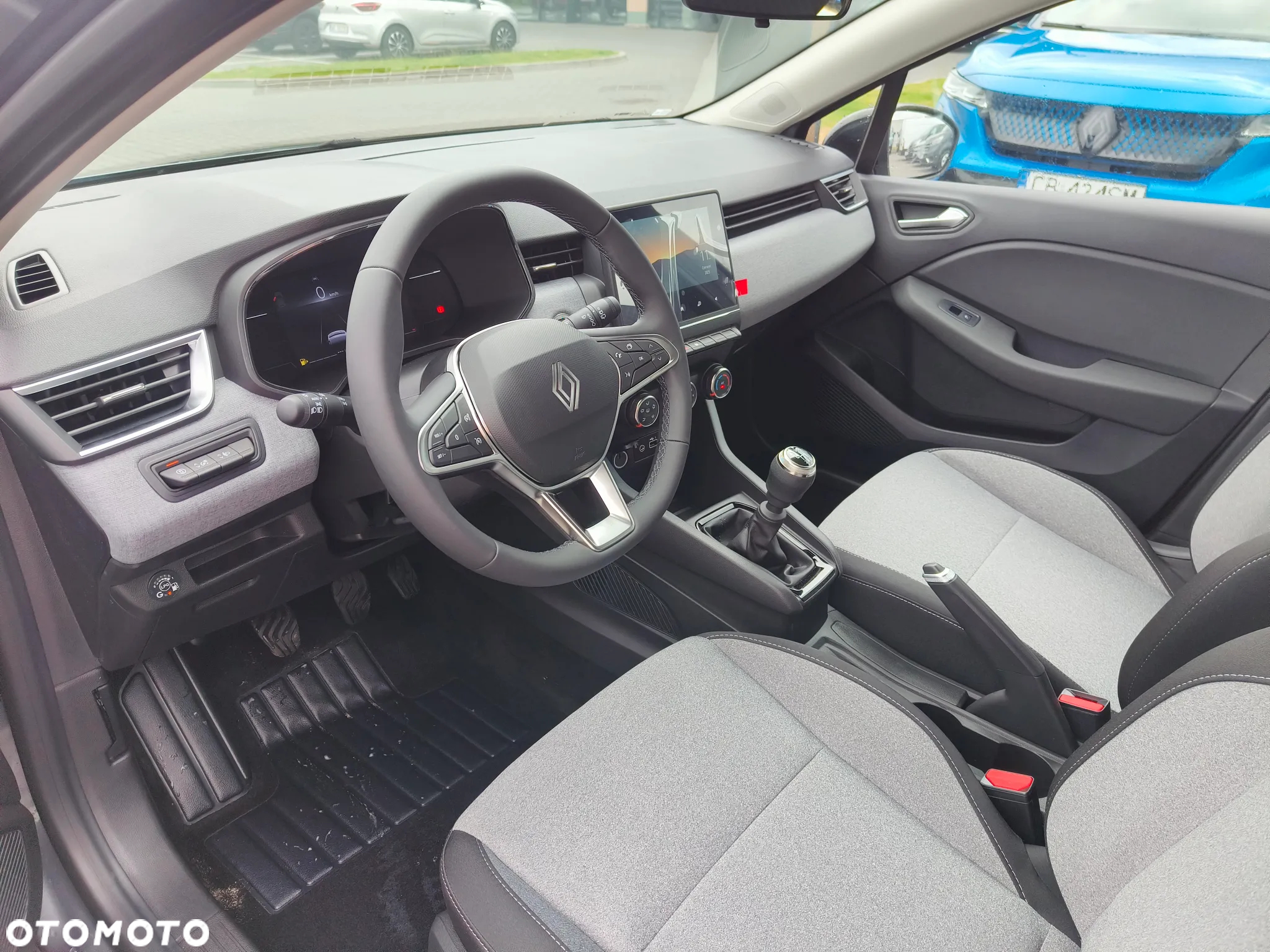 Renault Clio - 9