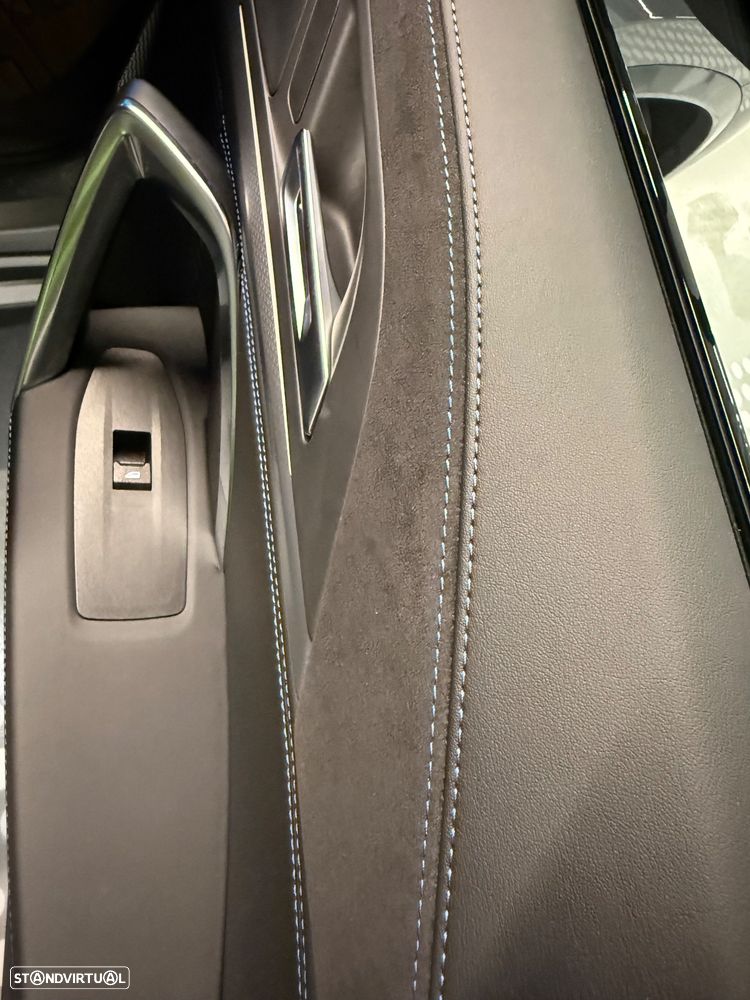 BMW X1 xDrive25e Pack Desportivo M - 13