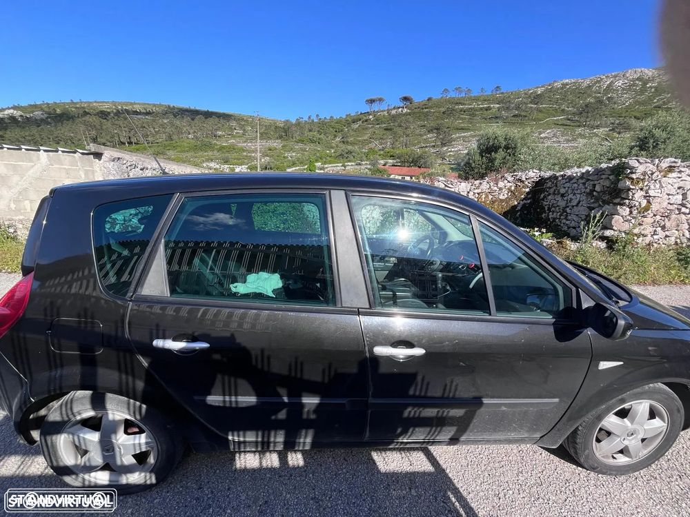 Renault Scénic 1.5 dCi Dynamique - 10