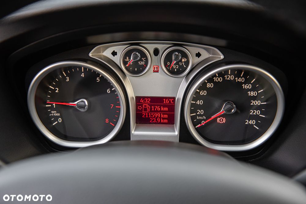 Ford Focus 1.8 Trend - 23