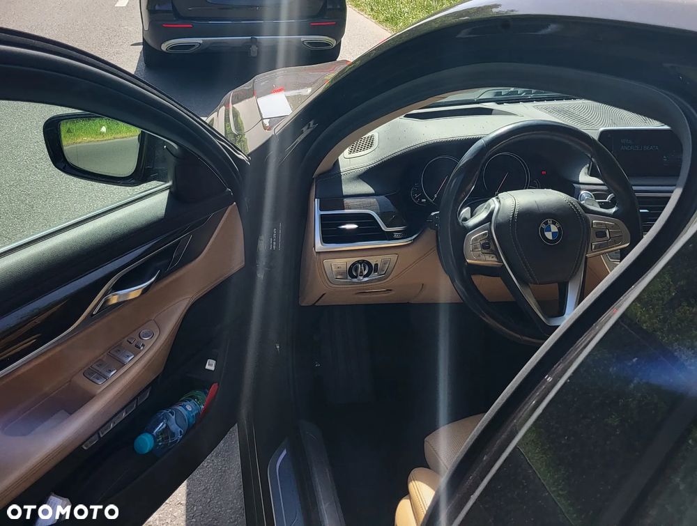BMW Seria 7 730d xDrive - 9