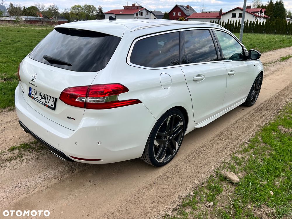Peugeot 308 1.6 e-THP GT S&S - 6