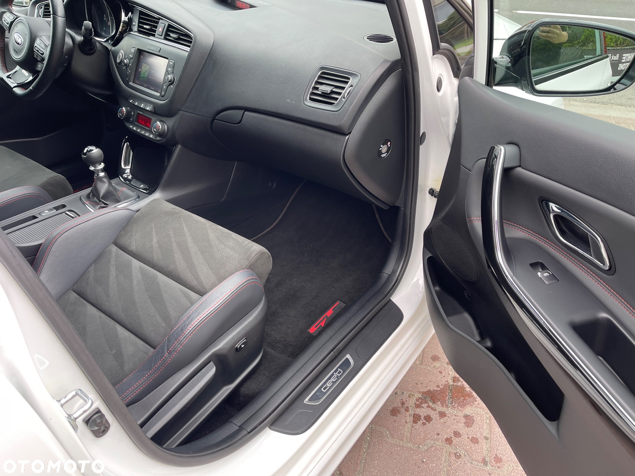 Kia Ceed 1.6 T-GDI GT-Track - 20
