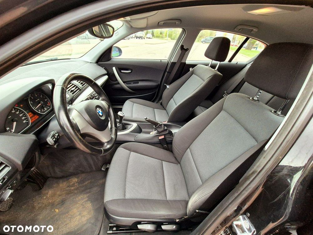 BMW Seria 1 116i - 10