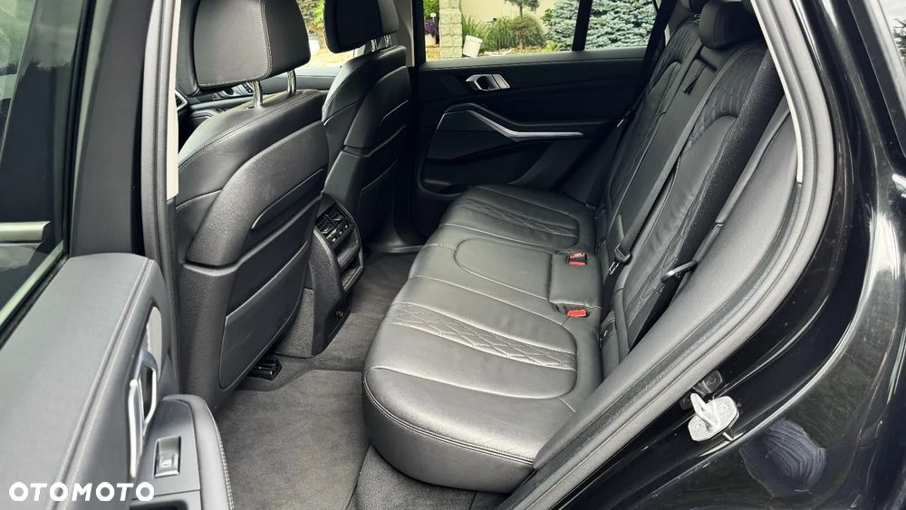 BMW X5 xDrive30d - 23
