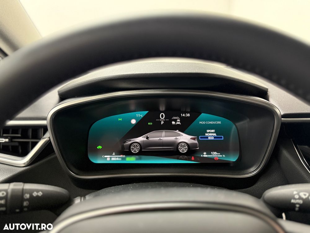 Toyota Corolla 1.8 HEV Dynamic - 16