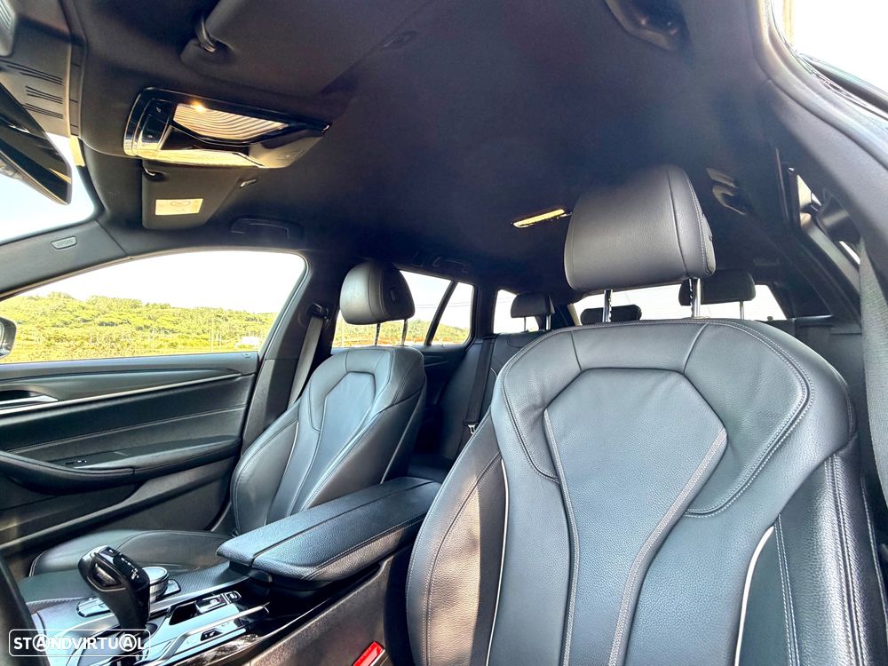 BMW 530 e Pack Desportivo M - 23