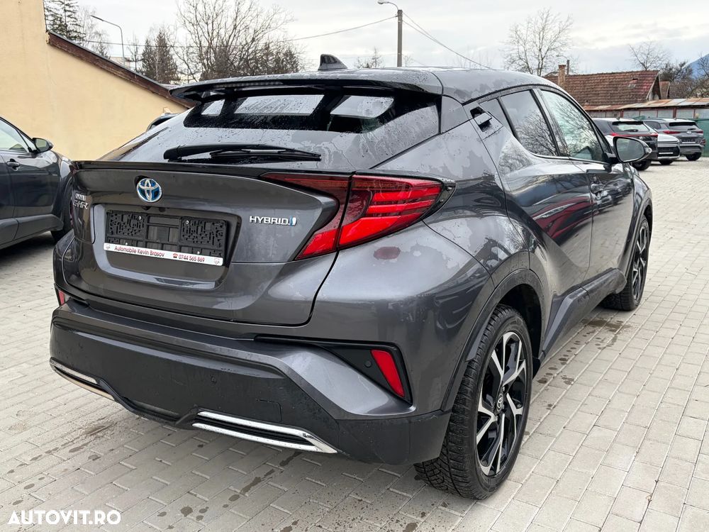 Toyota C-HR 2.0 HSD 184 CP 4x2 CVT Classy Bi-Tone - 12