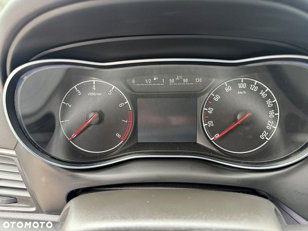 Opel Zafira - 19