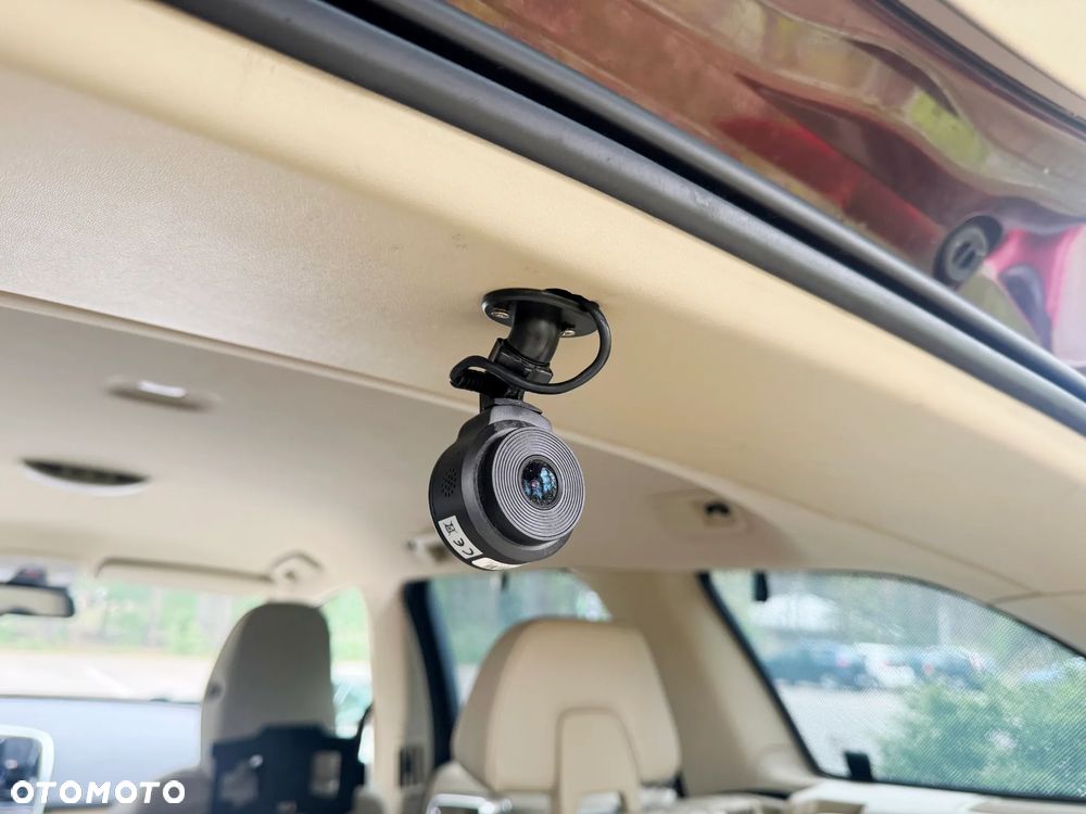 Volvo XC 60 2.4D AWD Summum - 19